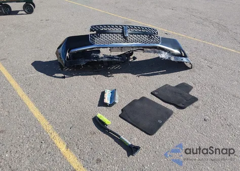 2025 Lincoln Navigator Reserve z USA, uszkodzony, nr VIN 5LMJJ2LG7SEL07735